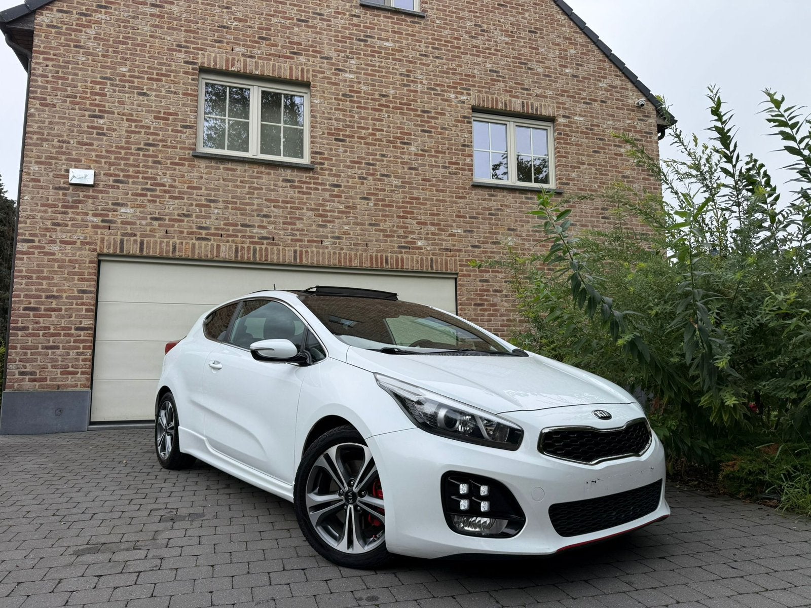 Kia Ceed 1.0 GT-Line, pano, caméra, navi, Autos, Achat, Euro 6, Boîte manuelle, Noir