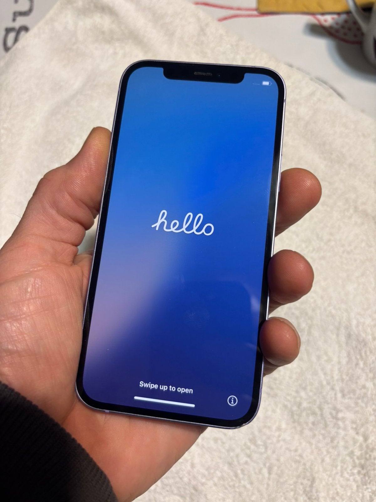 Apple iPhone 12 128 Go mauve, 128 GB, Enlèvement ou Envoi, 77 %, Comme neuf