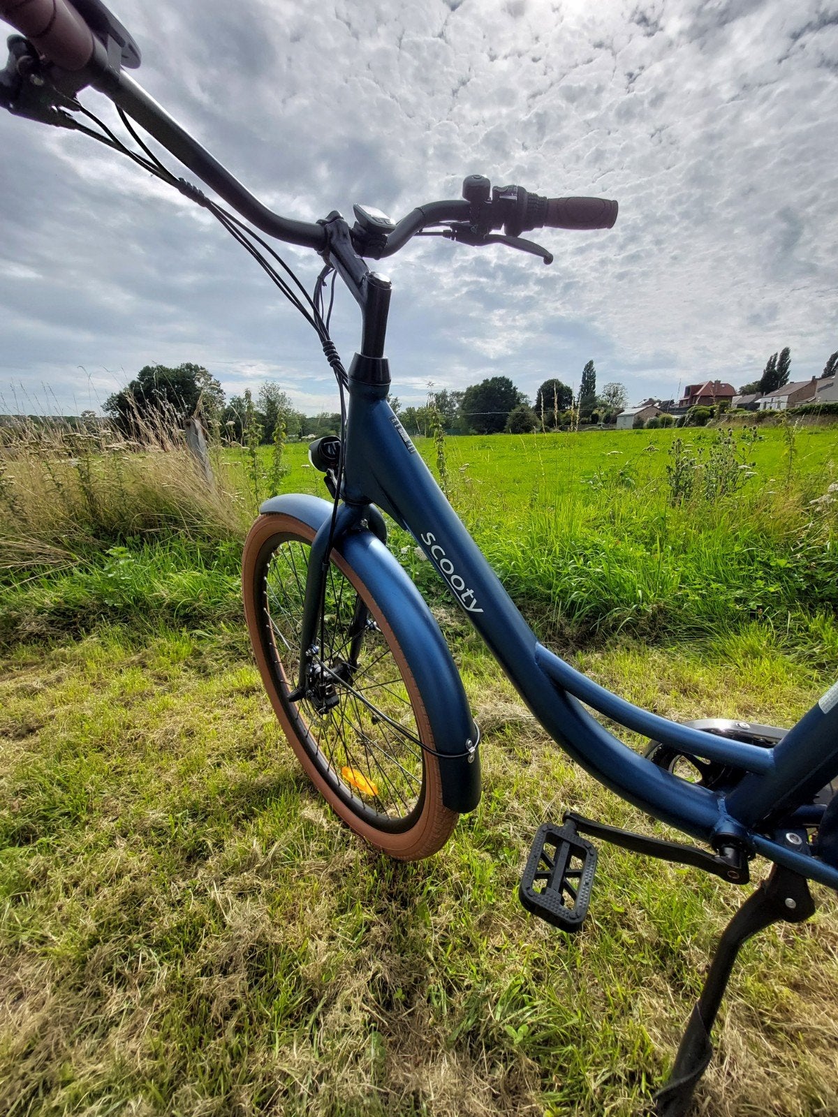 Vélo électrique peu servi style hollandais, Vélos & Vélomoteurs, Enlèvement, Comme neuf, Autres marques