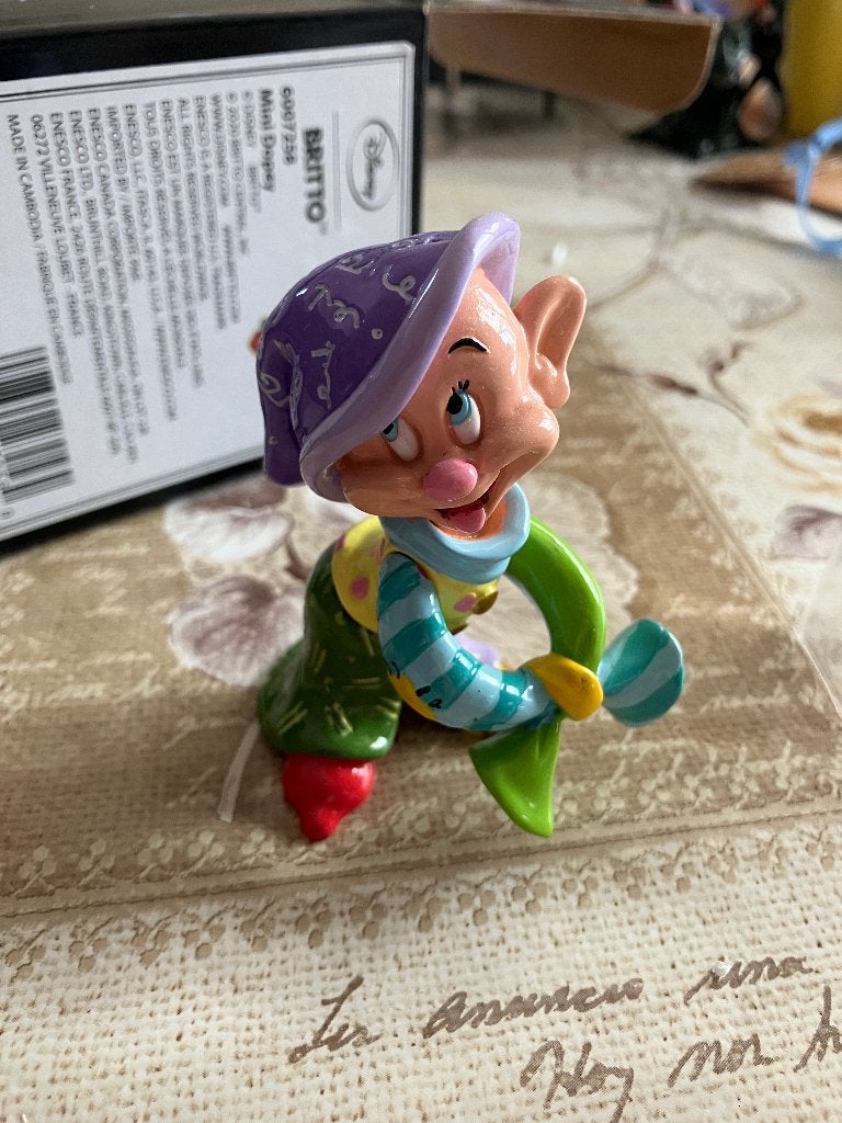 Disney Britto Dopey ( sneeuwwitje ), Verzamelen, Disney, Ophalen of Verzenden, Sneeuwwitje of Doornroosje, Nieuw, Beeldje of Figuurtje