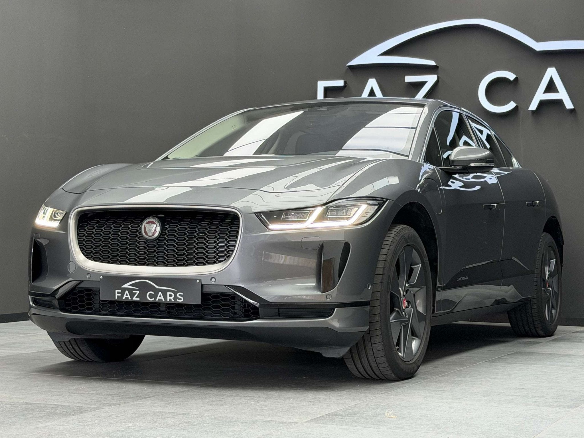 Jaguar I-PACE 90 kWh EV400 * 1ER PROP + CAMERA + GPS + LED *, Auto's, Automaat, Zwart, Leder, 5 zetels