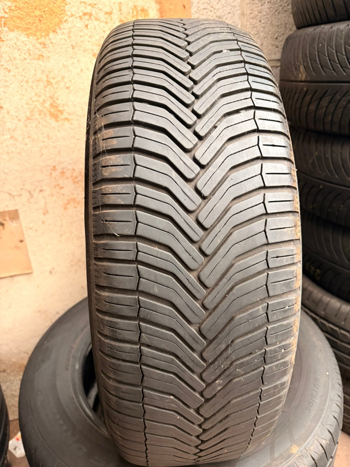 235 65r17 Michelin avec montage et équilibrage, Enlèvement, Utilisé