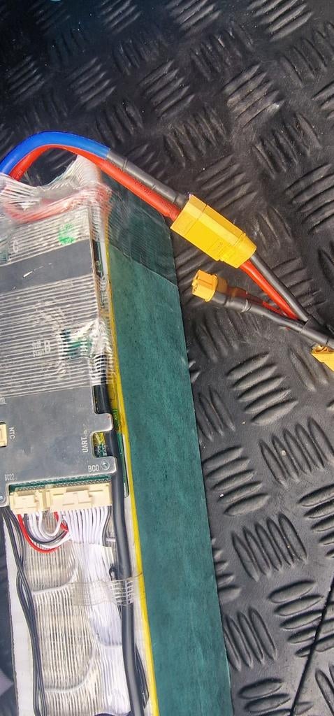 84 volt Nieuwe  batterie ., Verzamelen, Automaten | Flipperkasten, Ophalen
