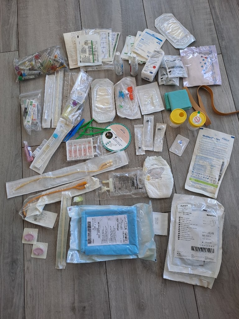 Diverse materialen oefenpakket vroedkunde 1 PXL, Divers, Fournitures scolaires, Comme neuf, Enlèvement