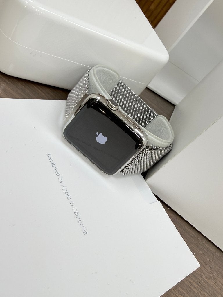Apple Watch A1554 42 mm Acier Inoxydable Milanese, Apple Watch, IOS, Utilisé, Argent