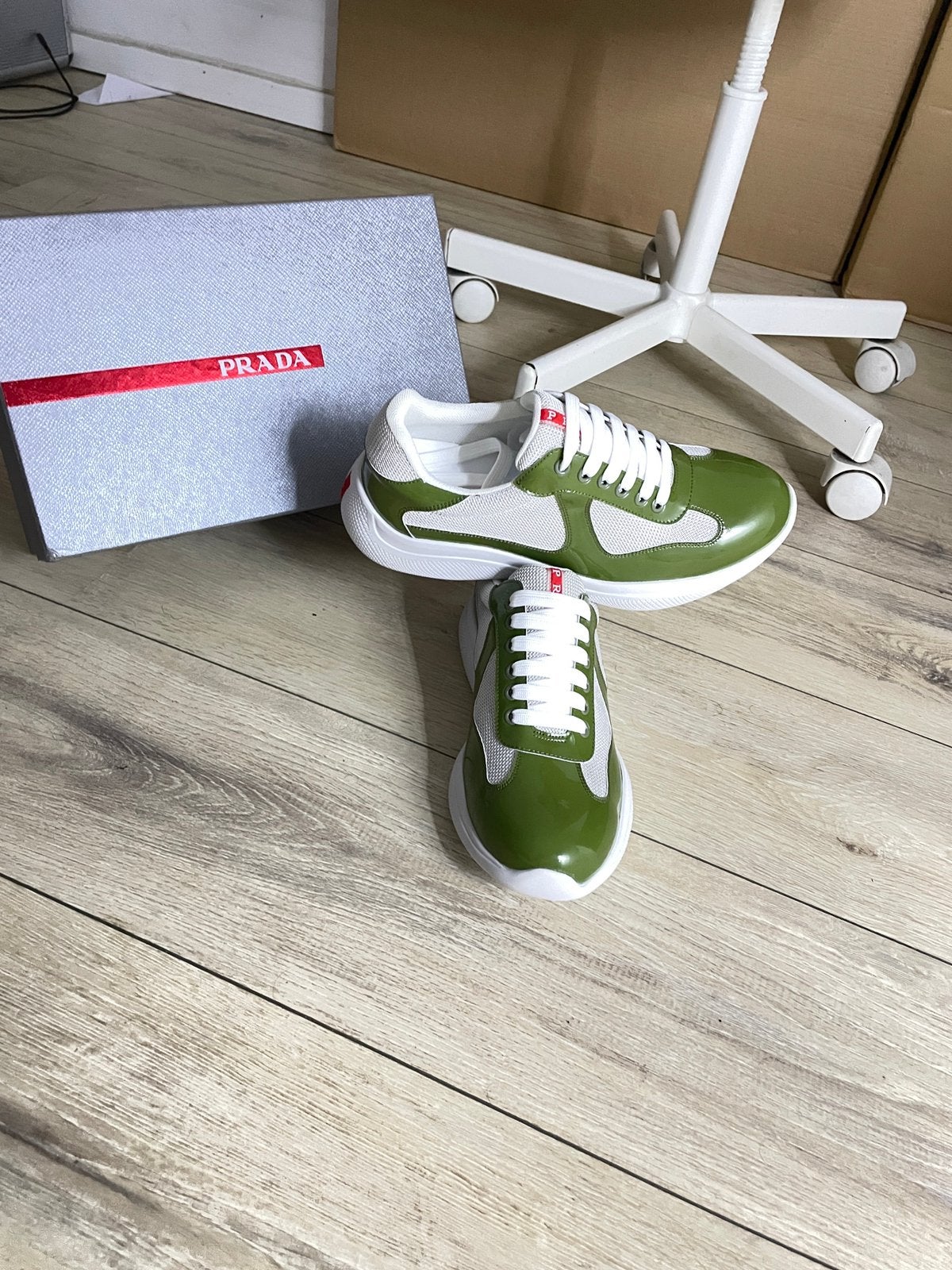 Mooie prada schoenen, Overige kleuren, Overige typen, Ophalen of Verzenden, Zo goed als nieuw