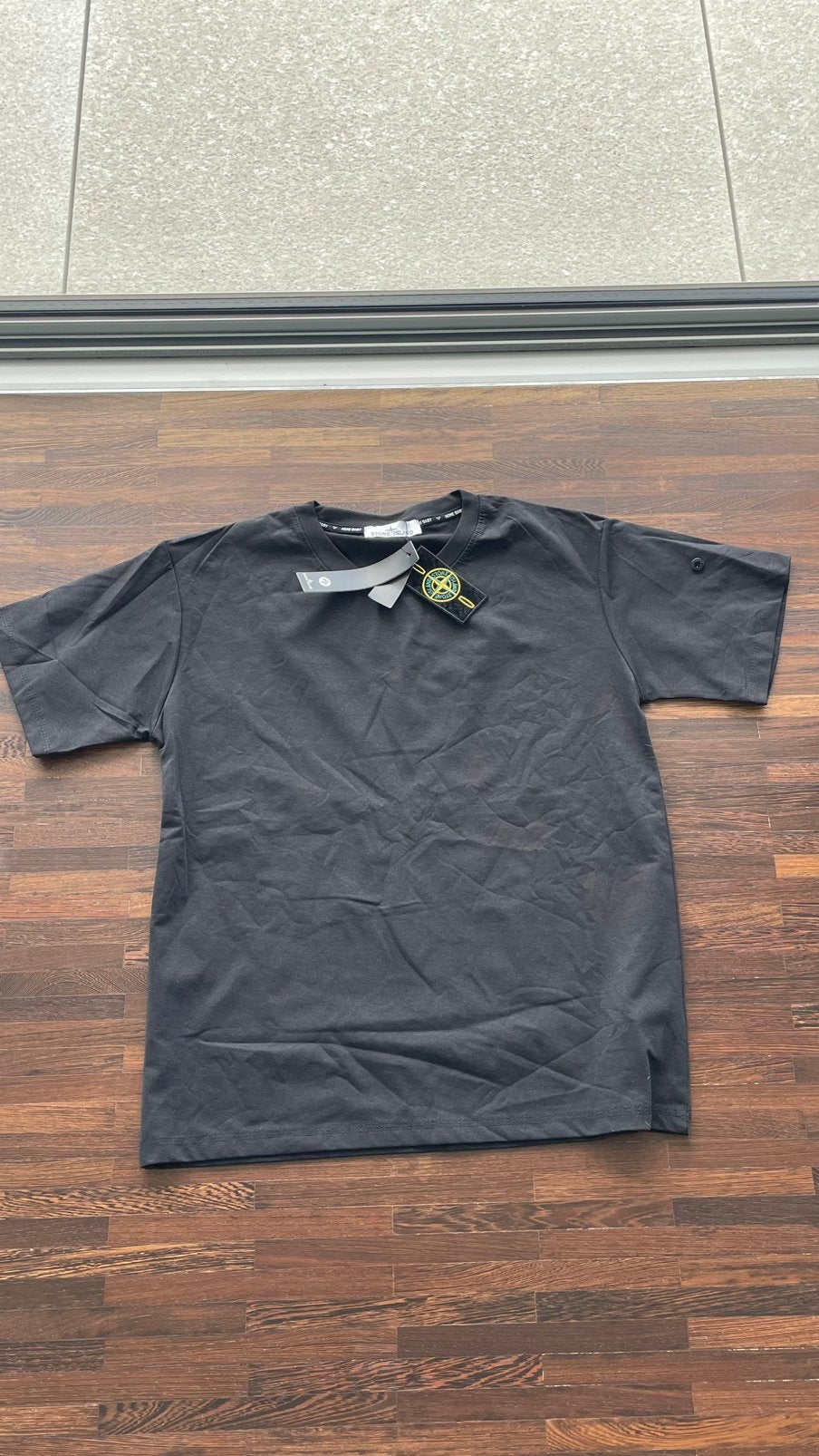 Stone Island T shirt, Enlèvement ou Envoi, Neuf, Taille 48/50 (M), Noir