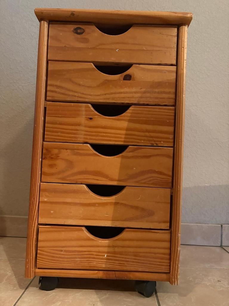 Ladenkastje hout, Ophalen