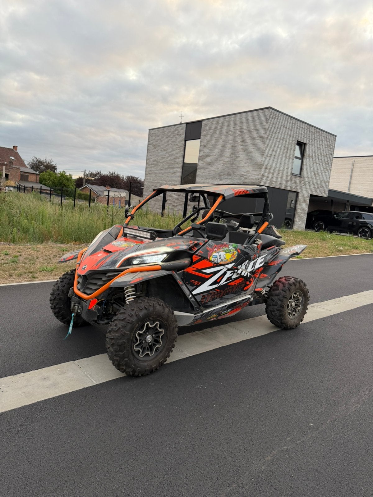 Buggy CFmoto Zforce 1000, Motoren, 998 cc