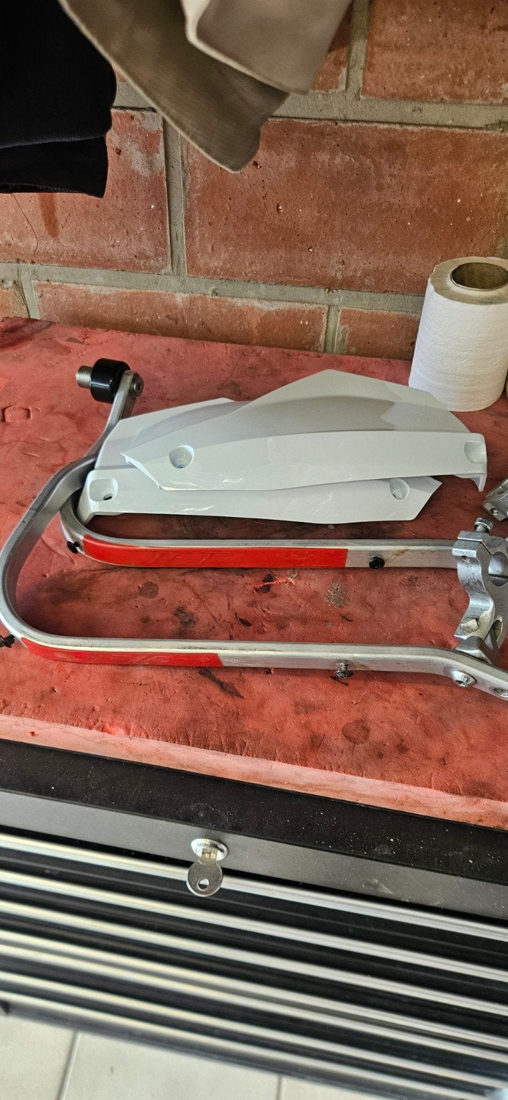 barkbusters aprilia tuareg, Motoren, Ophalen
