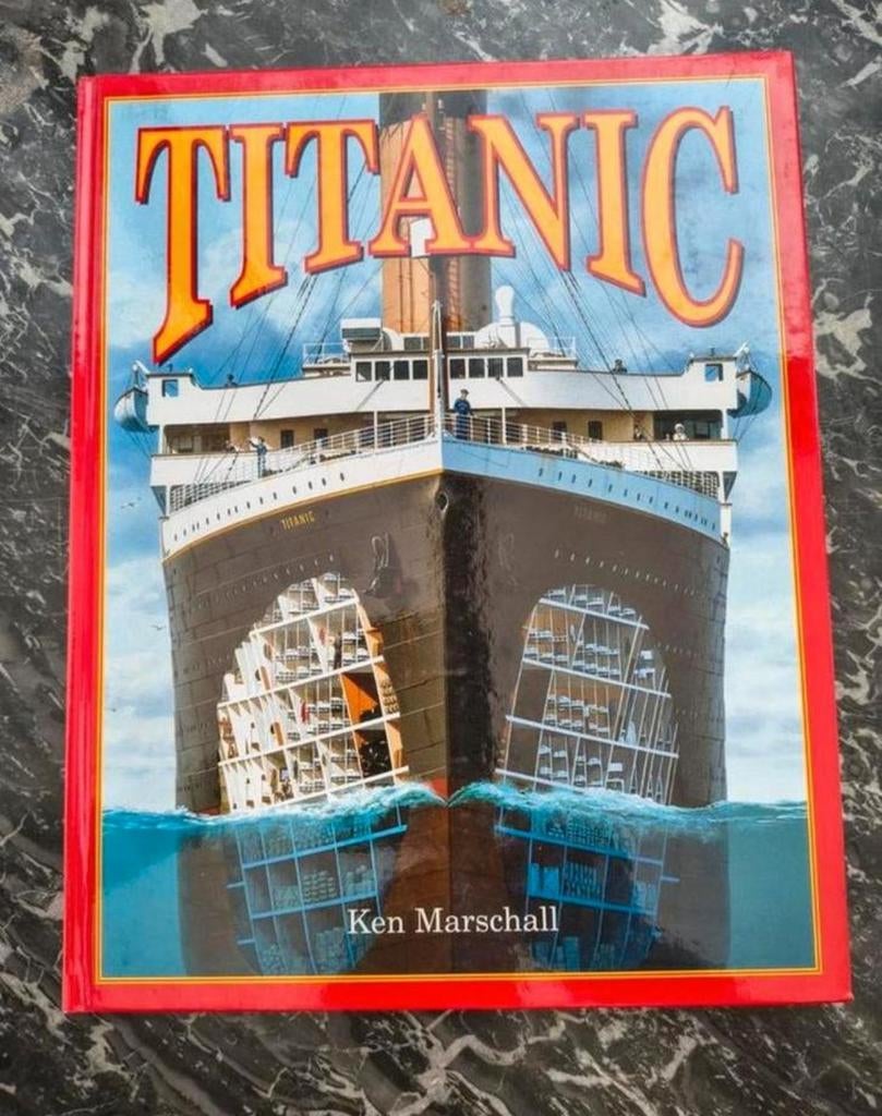 Prachtig Boek Titanic - Nieuwstaat - 1998 - Te Koop, Ophalen