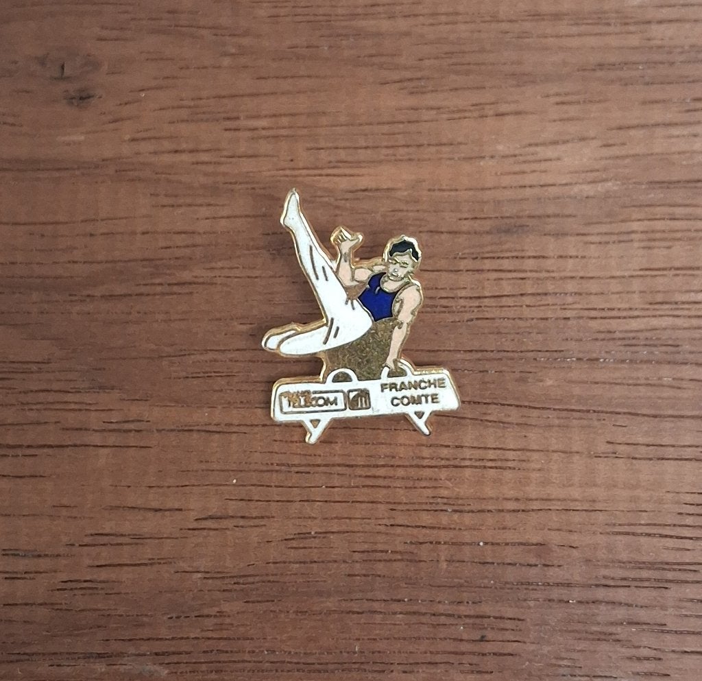 PIN - FRANCE TELECOM - TURNEN - GYMNASTIQUE, Envoi, Utilisé, Sport, Insigne ou Pin's