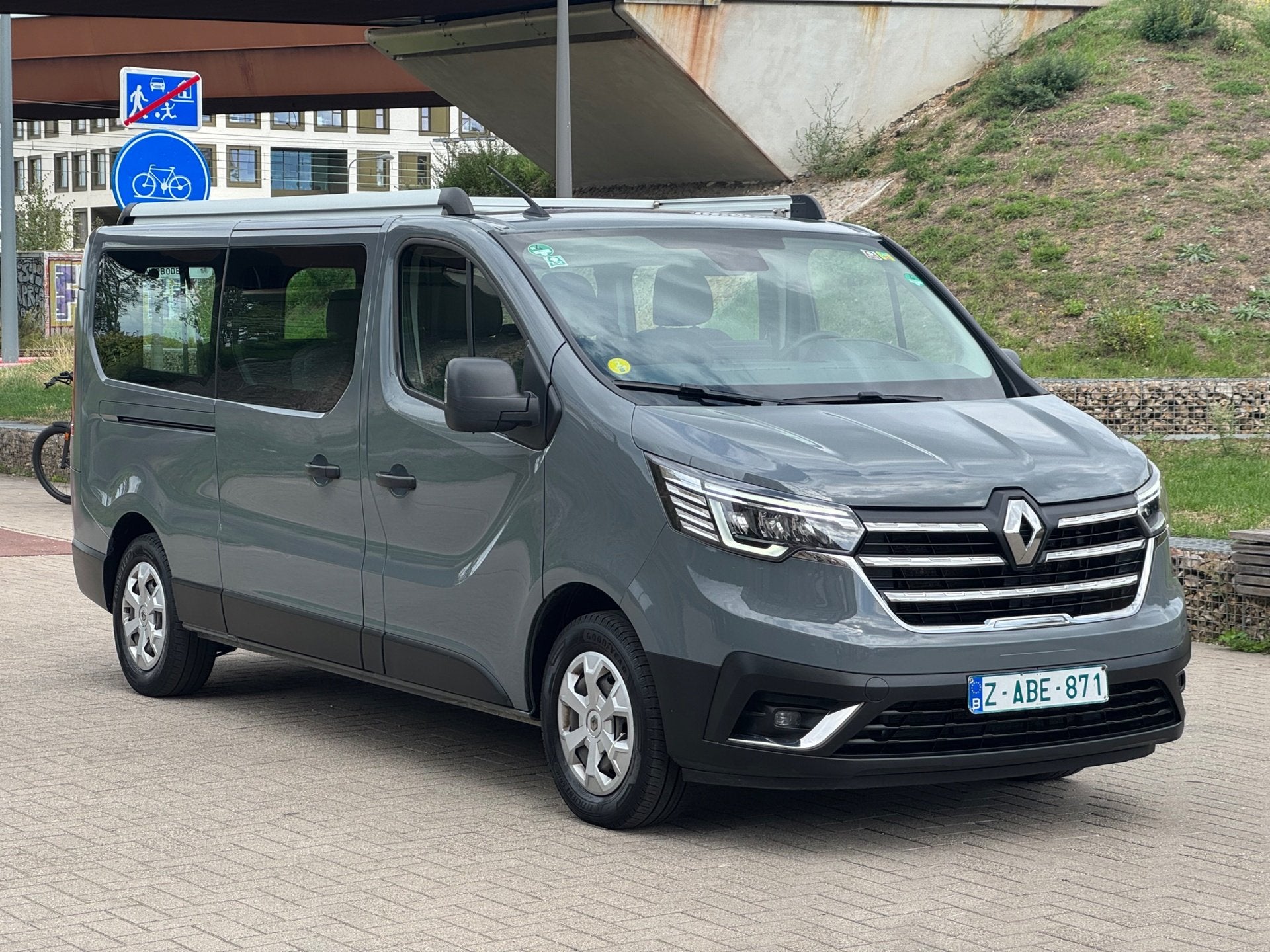 Renault Trafic | 9-zit | 2.0 Diesel | Euro 6d, Auto's, Gebruikt, Euro 6, 9 zetels, Bedrijf