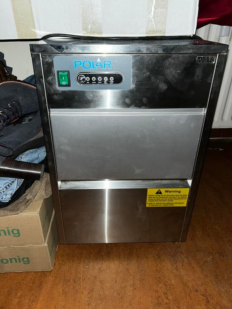 Machine a glaçon professionnel Polar, Elektronische apparatuur, IJsmachines, Ophalen, Zo goed als nieuw