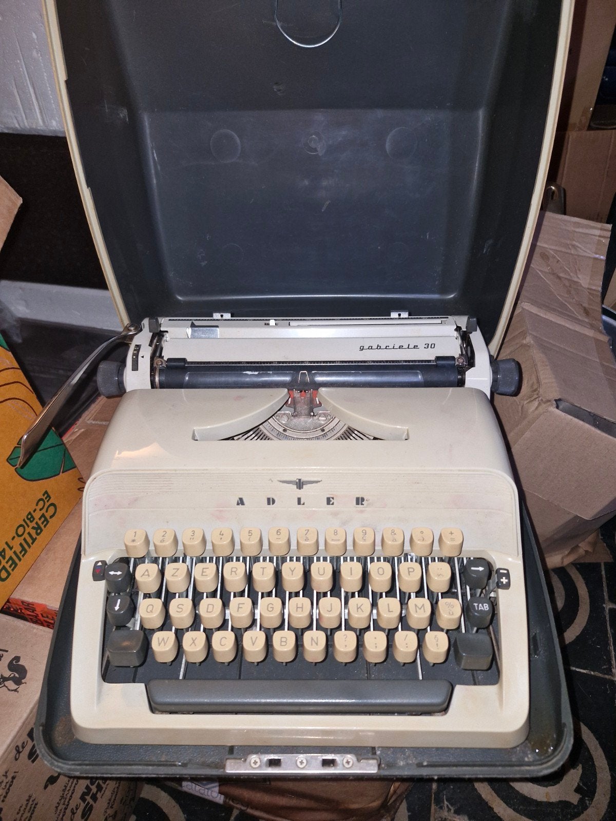 Adler Gabriele 30 tijpmachine uit de jaren 60-70, Ophalen of Verzenden