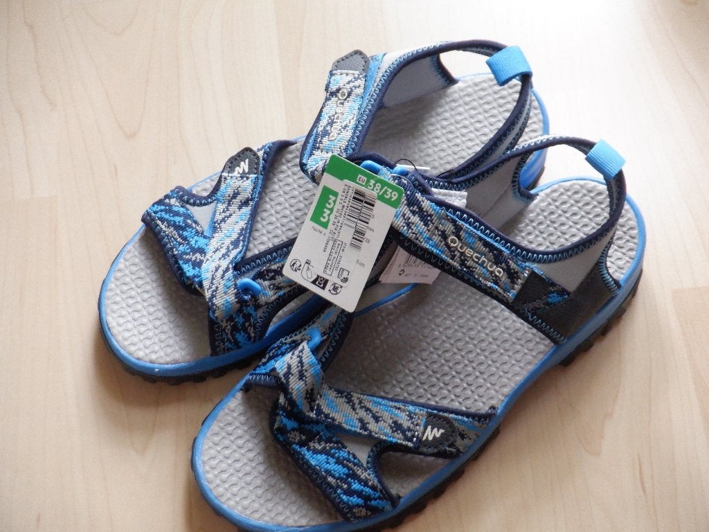 NIEUW sandalen met verstelbare bandjes Quechua mt 38/39, Quechua, Jongen of Meisje, Schoenen, Nieuw
