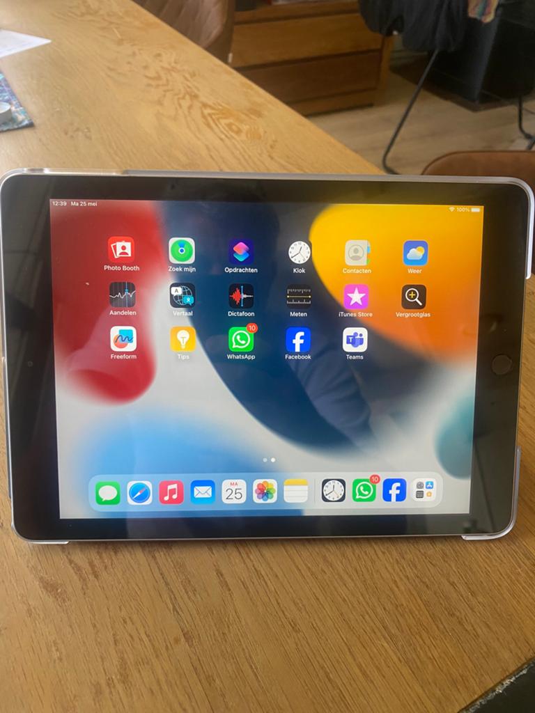 Ipad refurbished., Computers en Software, Apple iPads, Ophalen, Zo goed als nieuw