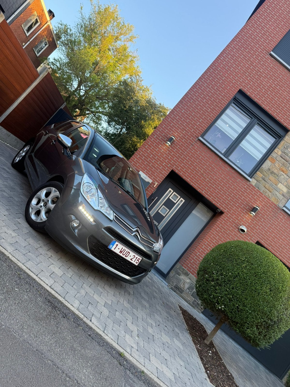 Citroen C3 Led Bluetooth écran Tactile clim tel 0489249810, Argent ou Gris, Euro 6, Feux de jour LED, Boîte manuelle