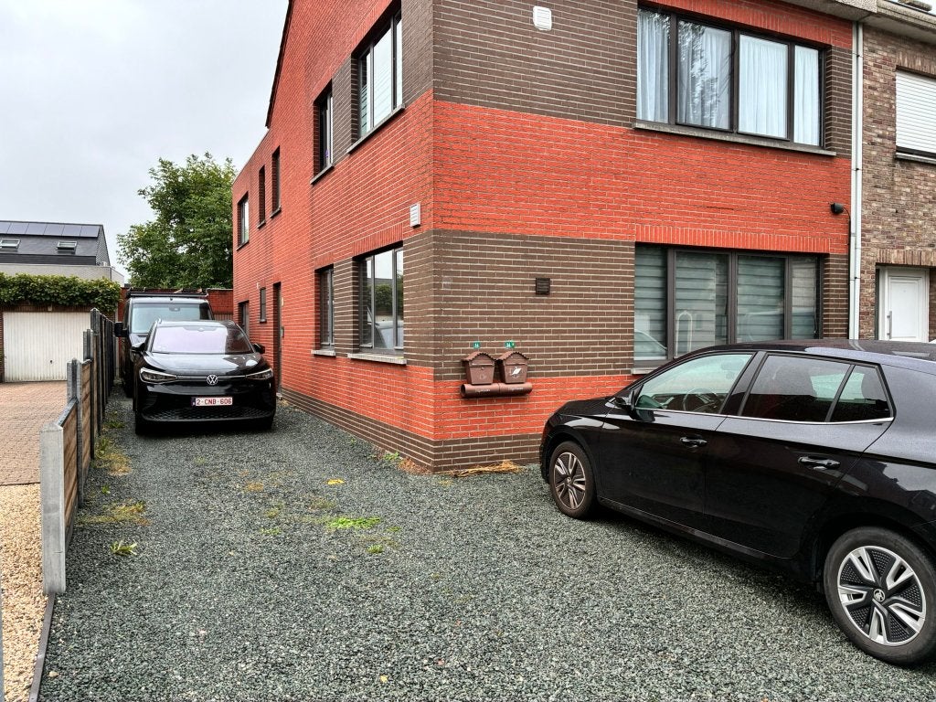 volledig vernieuwd tweeslaapkamerappartement 90m², Immo, 50 m² of meer, Provincie Oost-Vlaanderen