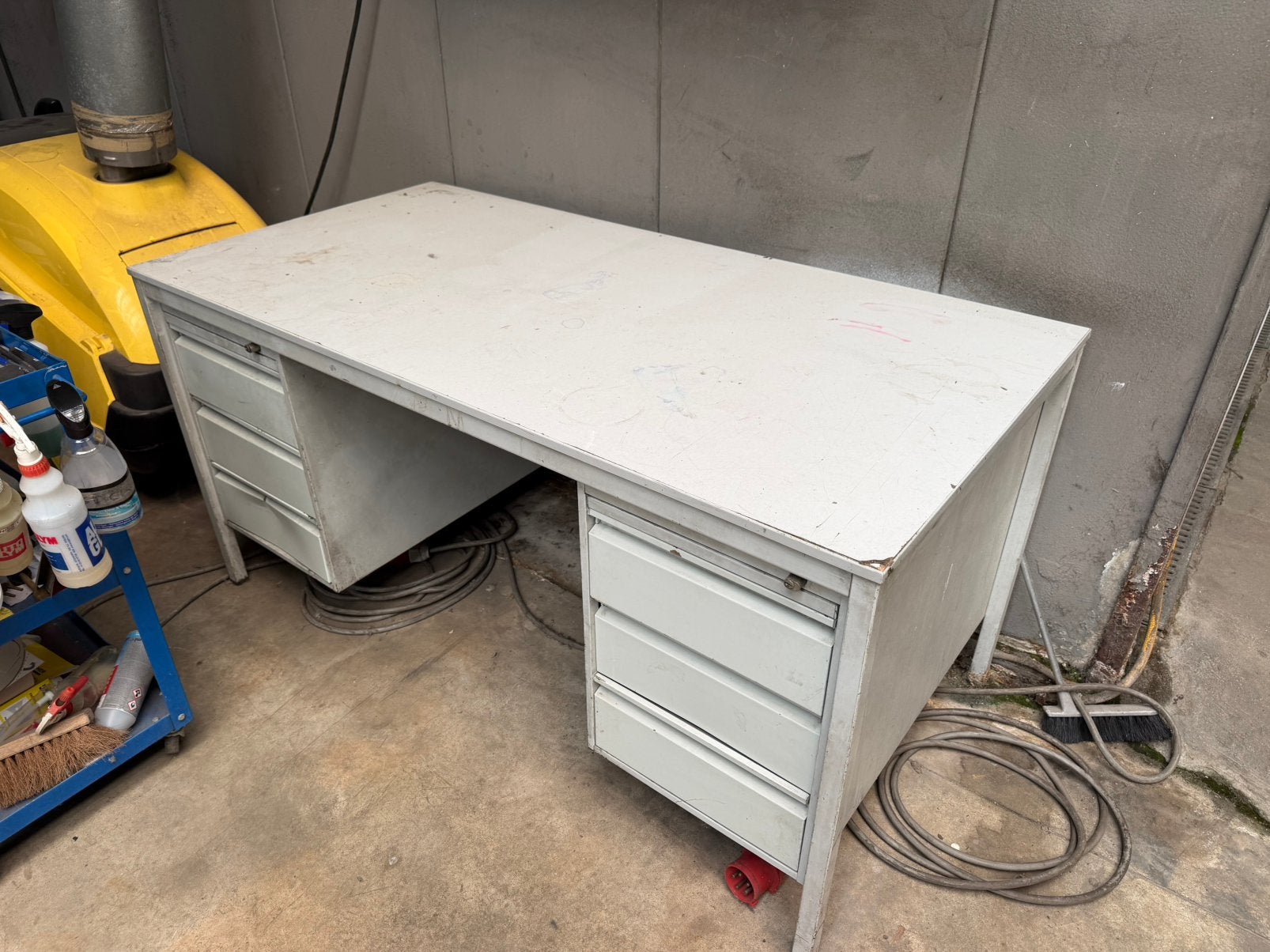 Bande de bureau ou de travail, 76 cm, Métal, Bureau assis-debout, Enlèvement