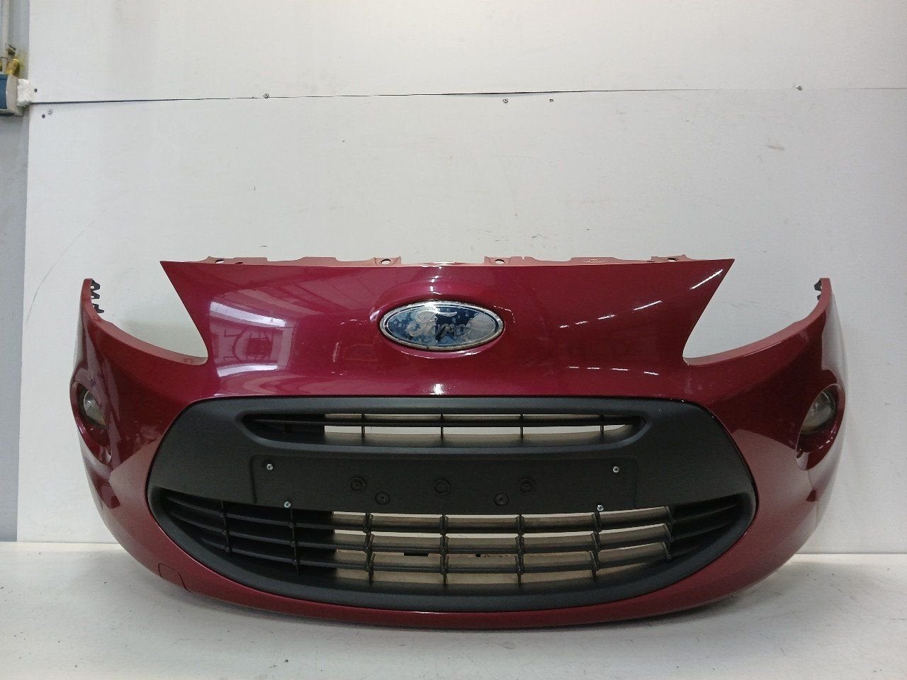 Bumper voor Ford Ka, Onderdelen@venauto.nl, Van der Ven Autorecycling B.V., Ettenseweg 76, 4706 PB Roosendaal, The Netherlands
