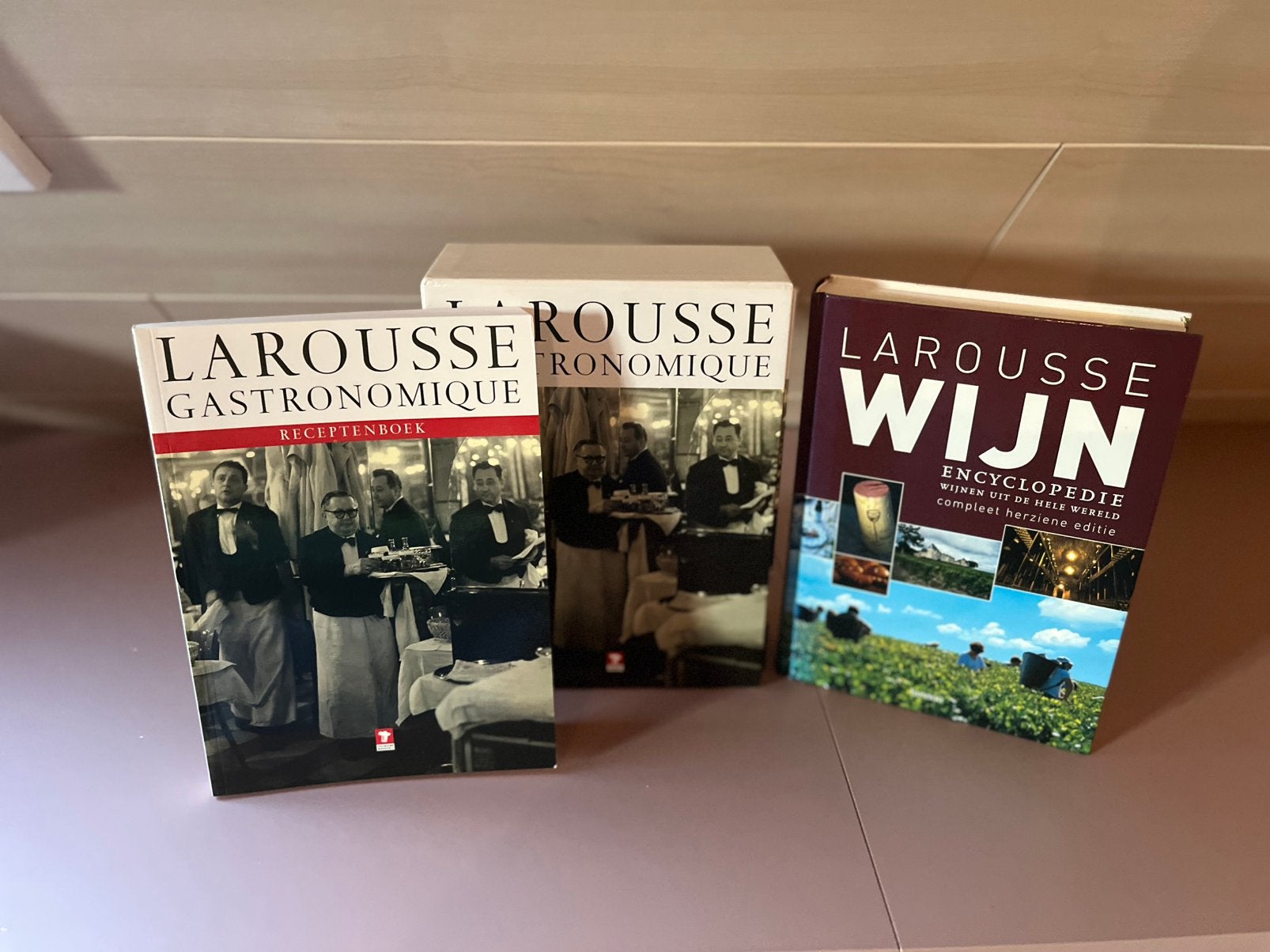 Larousse, Boeken, Ophalen, Nieuw