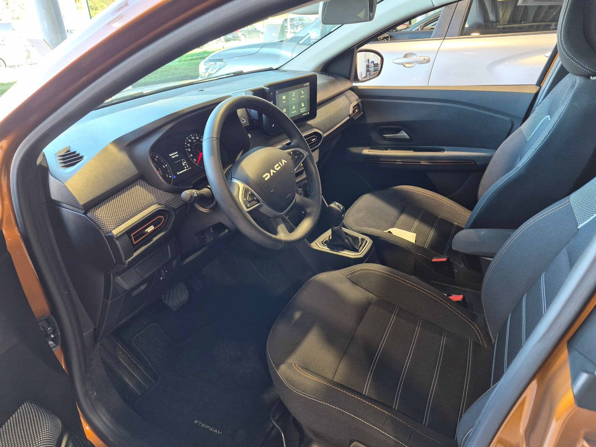 Dacia SANDERO Stepway TCE 90 STEPWAY EXPRESSION CVT - 12M WA, Autos, Achat, Euro 6, Entreprise, Ordinateur de bord