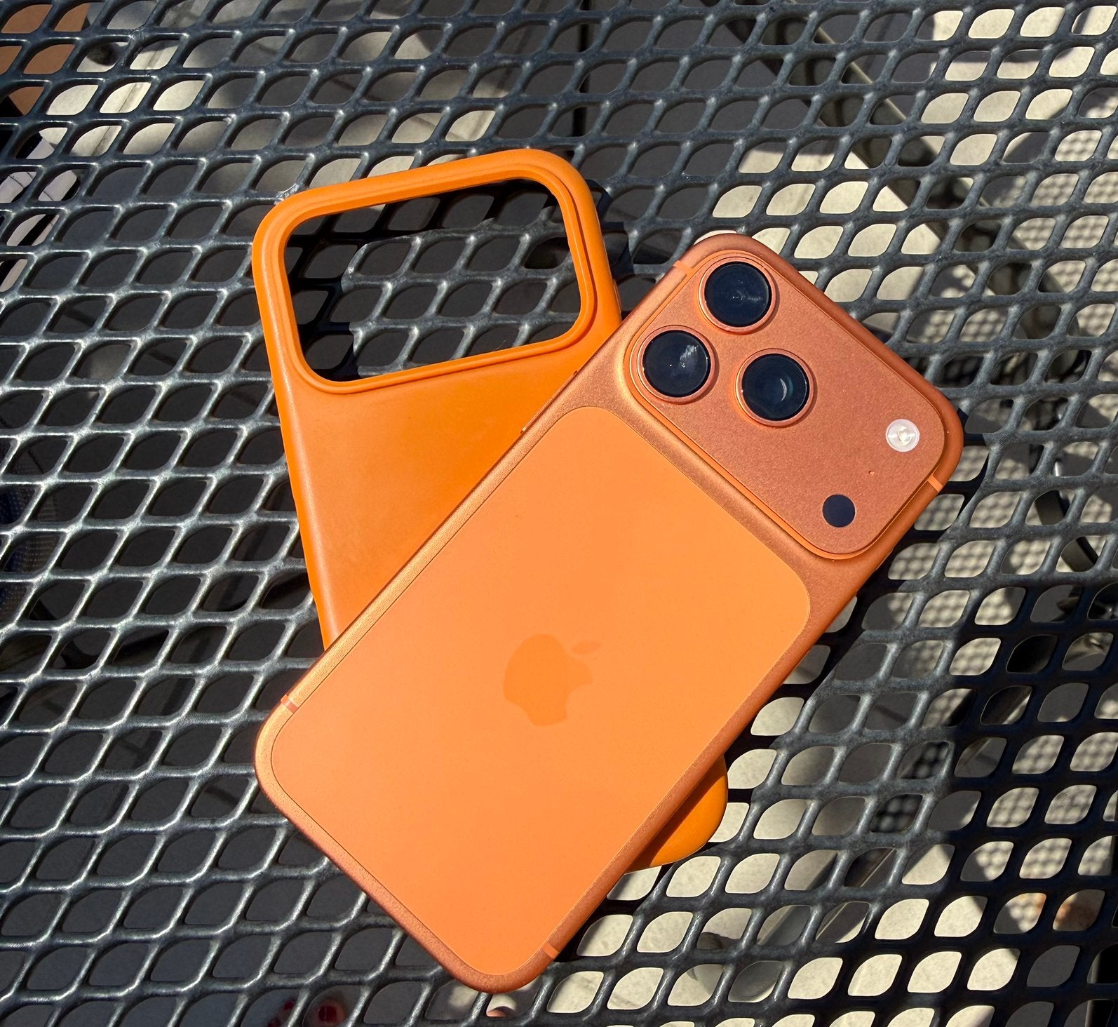 iPhone 17 pro 256 Go ORANGE, IPhone 17, Enlèvement, Utilisé, Orange