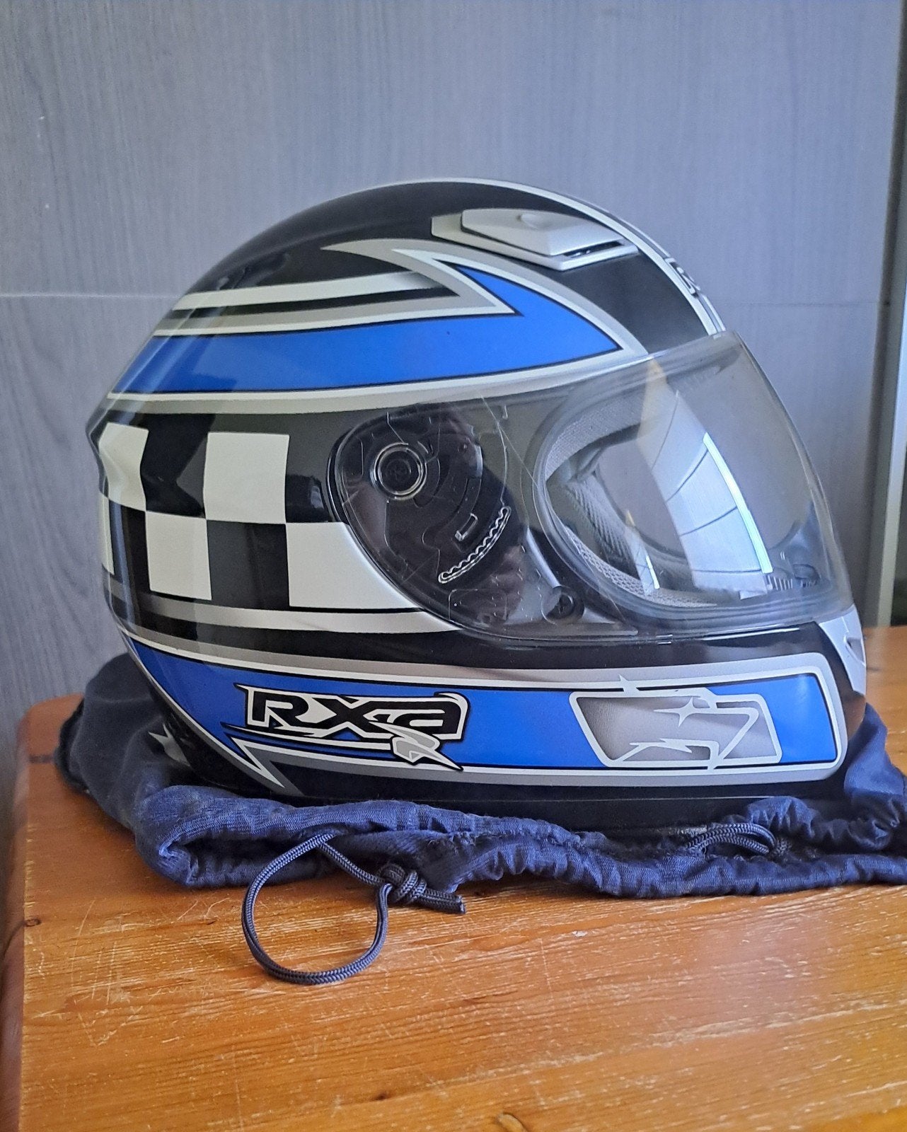 Nieuwe motorhelm, Motoren, Ophalen, Nieuw zonder kaartje, M, Dames