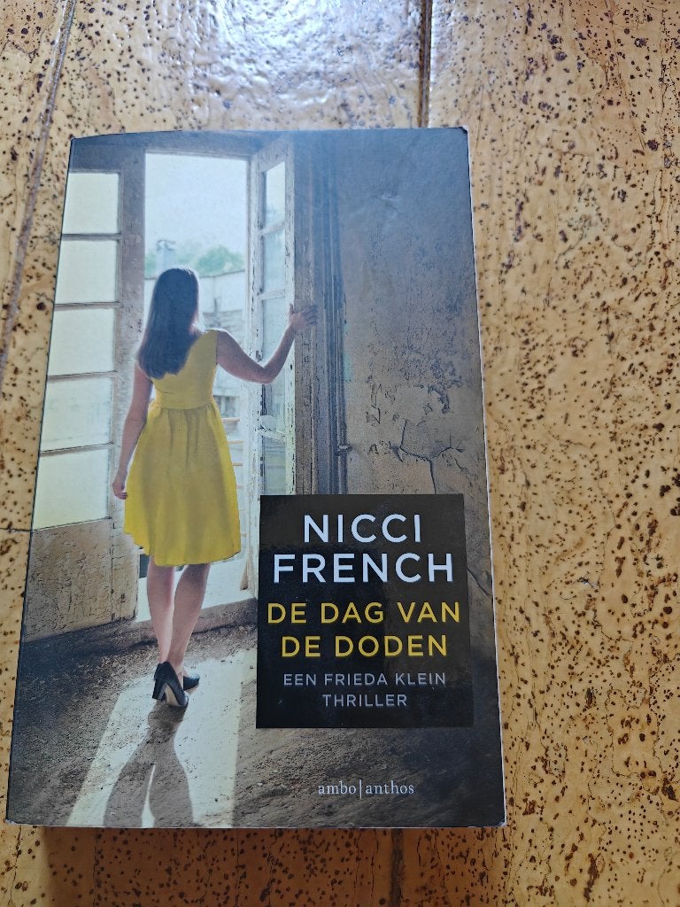 Nicci French - de dag van de doden, Boeken, Ophalen of Verzenden, Zo goed als nieuw, Nicci French, België