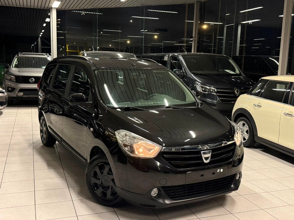 Dacia Lodgy 1.6i Essence 61kW Euro 5, Autos, Dacia, Euro 5, Achat, Boîte manuelle, 5 portes