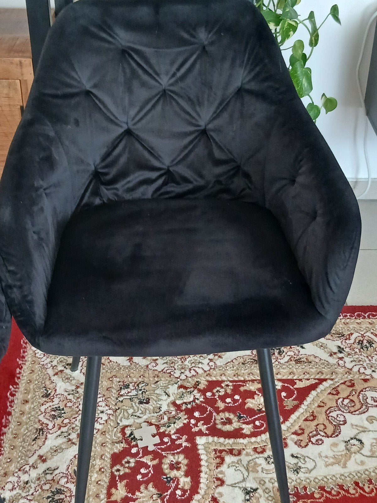 Stoelen, Enlèvement