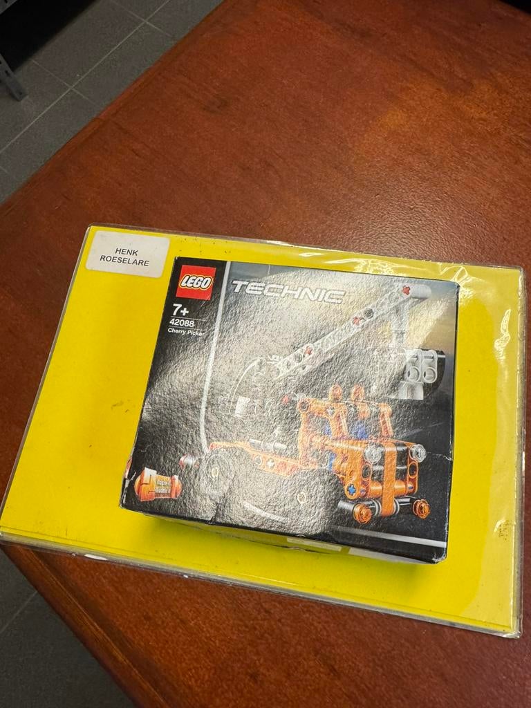 Lego technic 42088, Lego, Ophalen of Verzenden, Zo goed als nieuw, Compleet