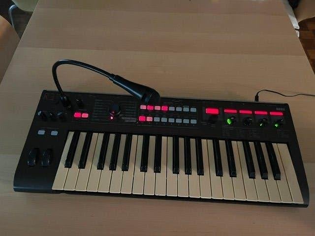Korg R3 synthesizer met vocoder: een échte cultklassieker, Musique & Instruments, Enlèvement ou Envoi, Utilisé, Autres nombres