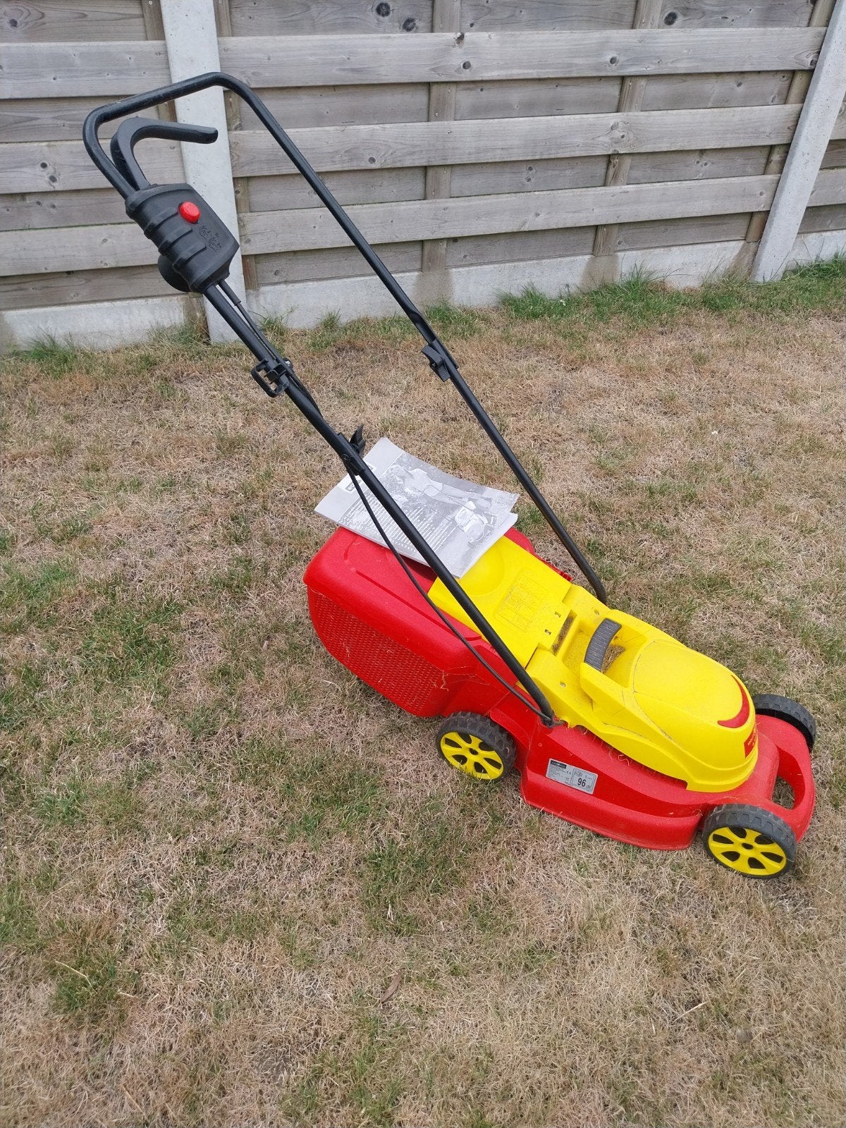 grasmachine, Tuin en Terras, Grasmaaiers, Ophalen, Cirkelmaaier, Zo goed als nieuw, Opvangbak