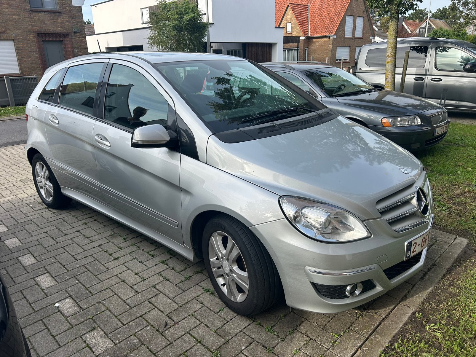 Mercedes B180 CDI, Stof, 5 deurs, Particulier, Zilver of Grijs