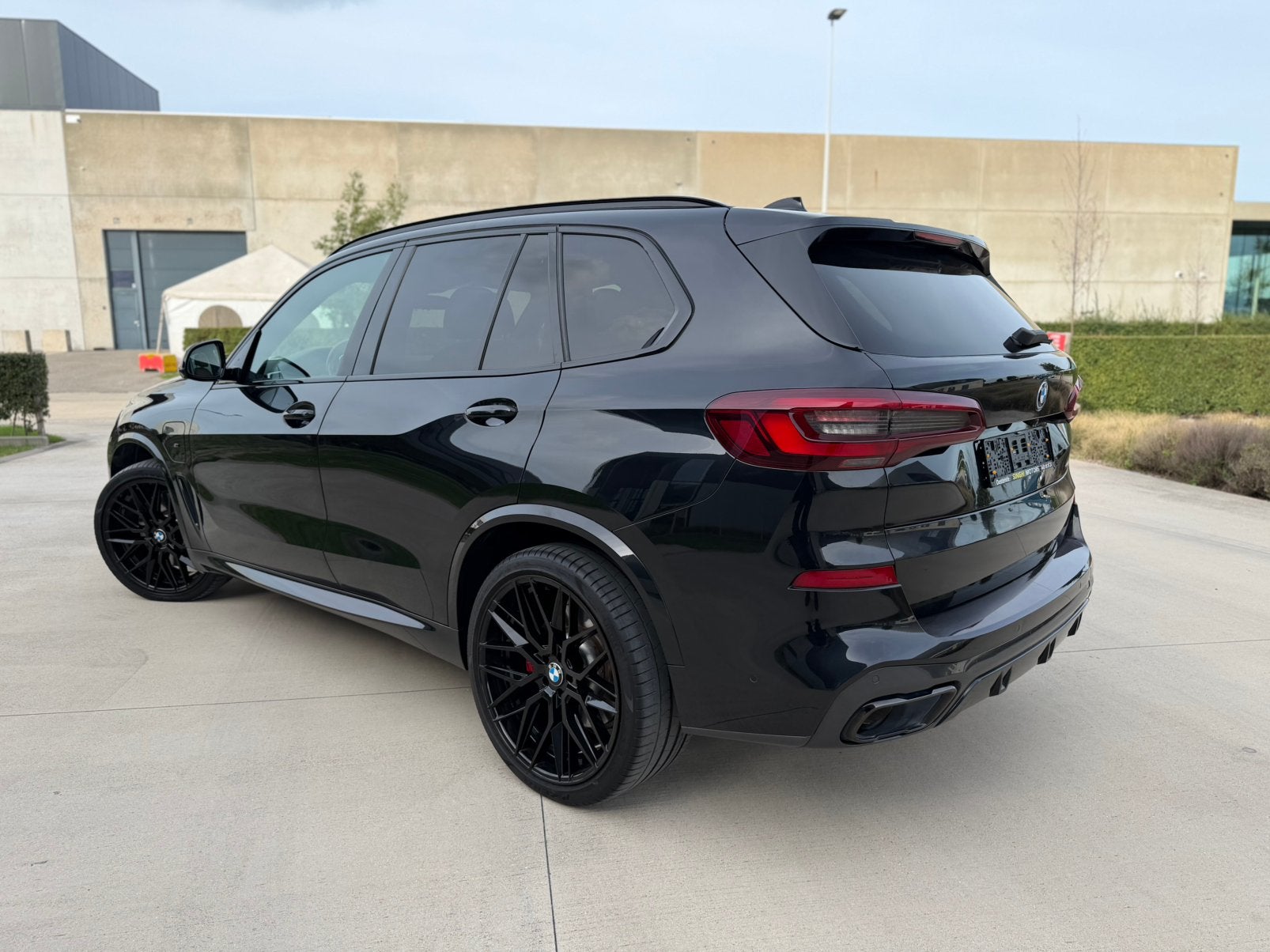 BMW X5 45e Xdrive M pack | HUD | Pano | Camera *Top staat*, Cuir, Entreprise, Automatique, Quatre roues motrices / 4X4
