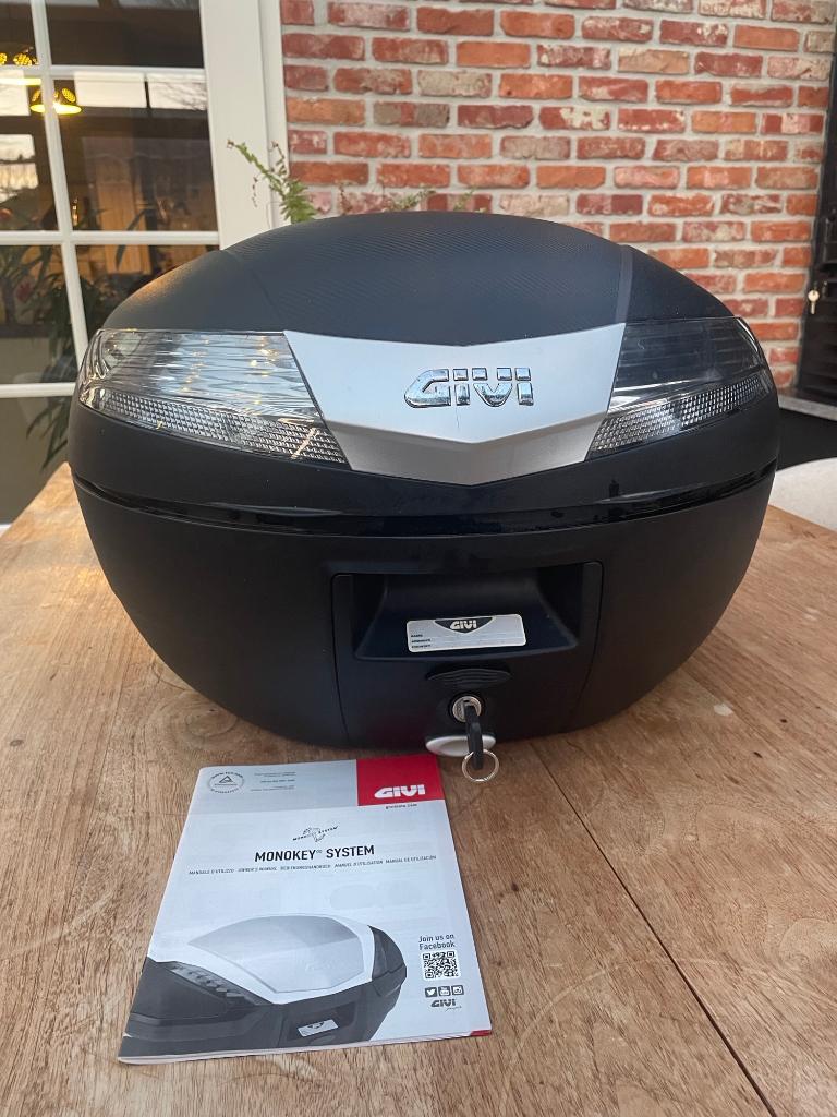 GIVI Topkoffer, Motoren, Accessoires | Koffers en Tassen, Ophalen, Zo goed als nieuw