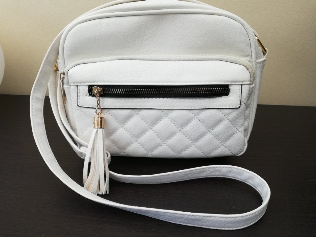 Schoudertas/crossbody off white, Bijoux, Sacs & Beauté, Sacs | Sacs Femme, Enlèvement ou Envoi, Comme neuf, Blanc, Autres types