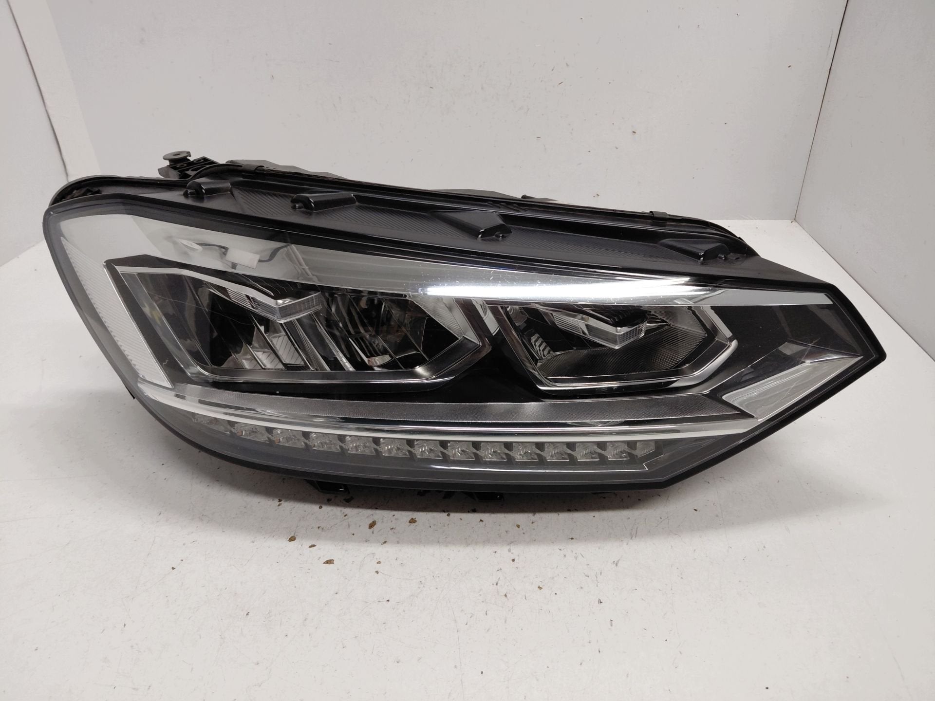 Phare droit pour Volkswagen Touran II 5TB941036B, Volkswagen, Volkswagen AG, Vw@volkswagen.de, Utilisé