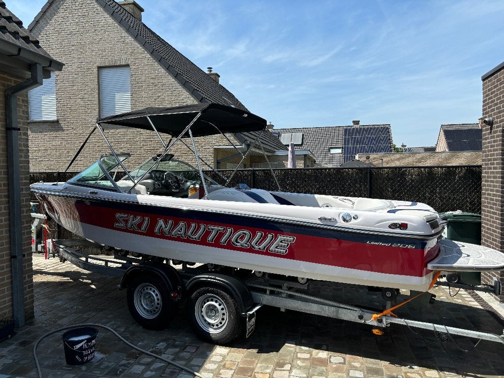 Correct craft ski nautique 206, Sports nautiques & Bateaux, Speedboat, 200 ch ou plus, 6 m, Enlèvement, Moteur à quatre temps