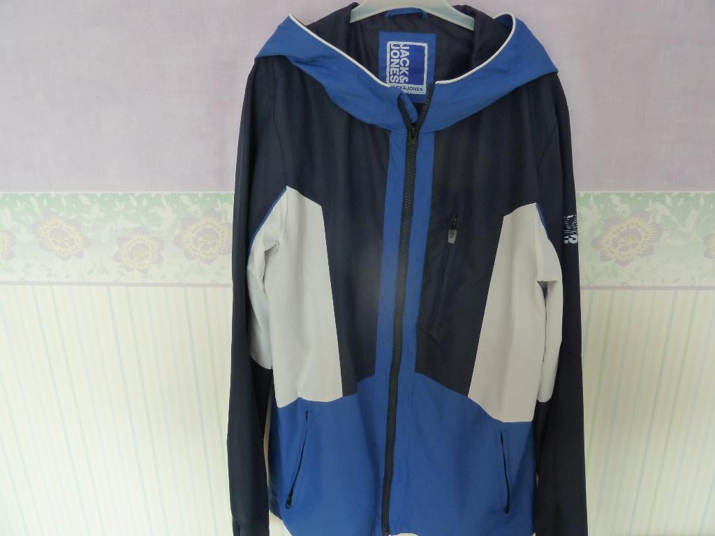 Jack & Jones jas met kap jongen maat 164, Kinderen en Baby's, Ophalen of Verzenden, Zo goed als nieuw, Jas, Jongen