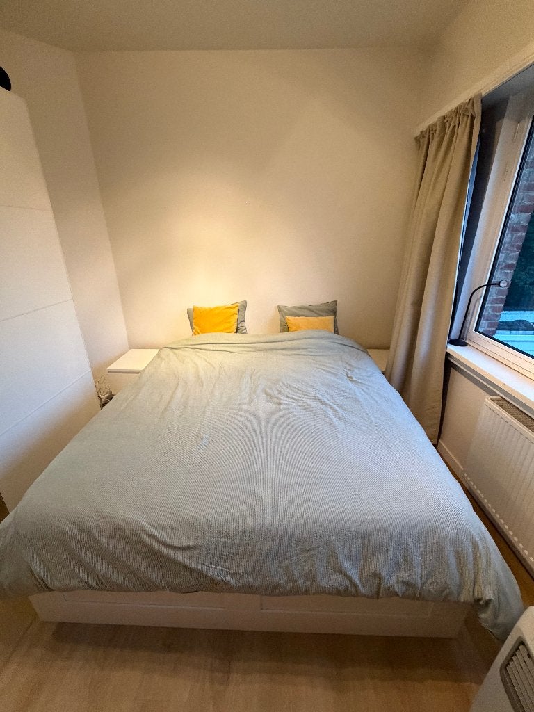 Bed, Huis en Inrichting, Slaapkamer | Bedden, Ophalen, Wit, Tweepersoons, Zo goed als nieuw