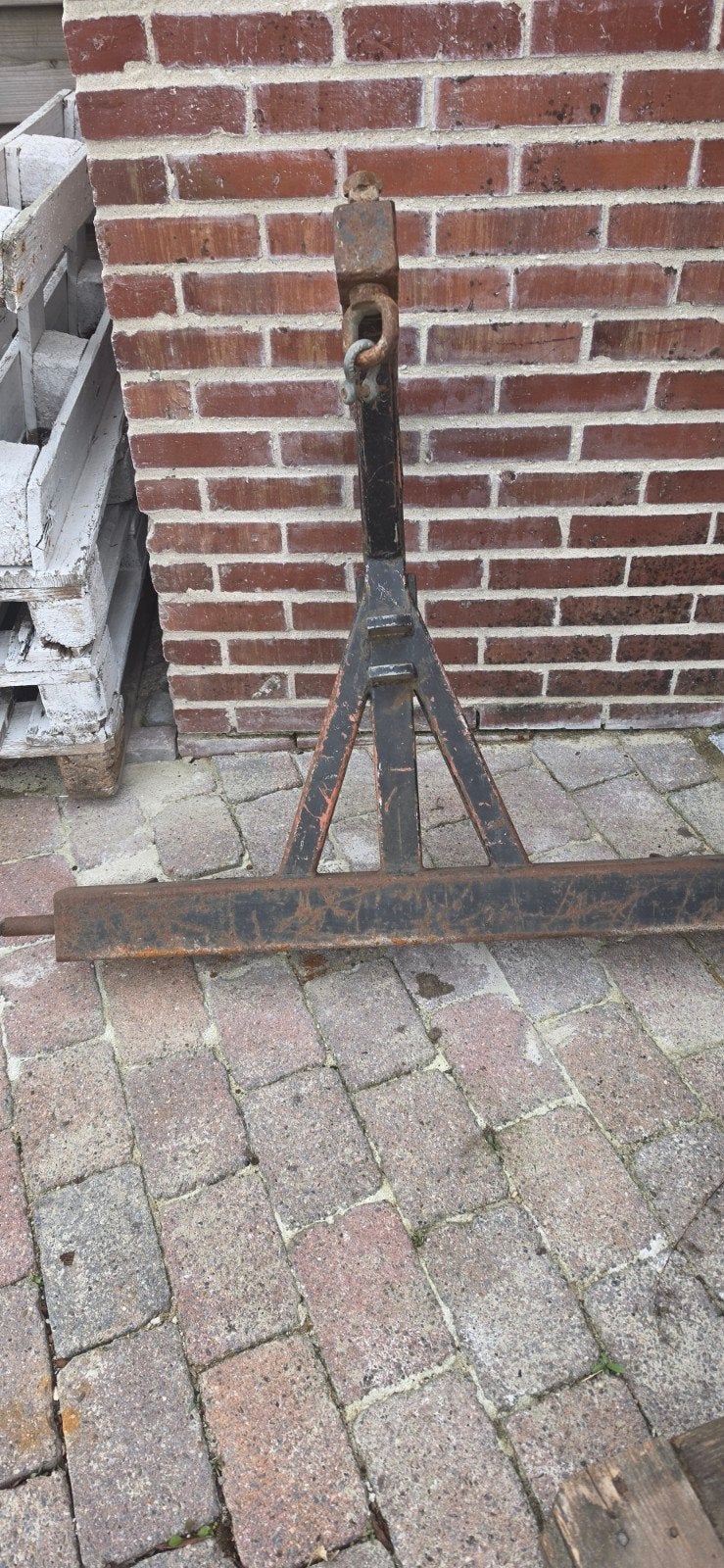 ploeg.sneeuwschuif voor tractor, Ophalen