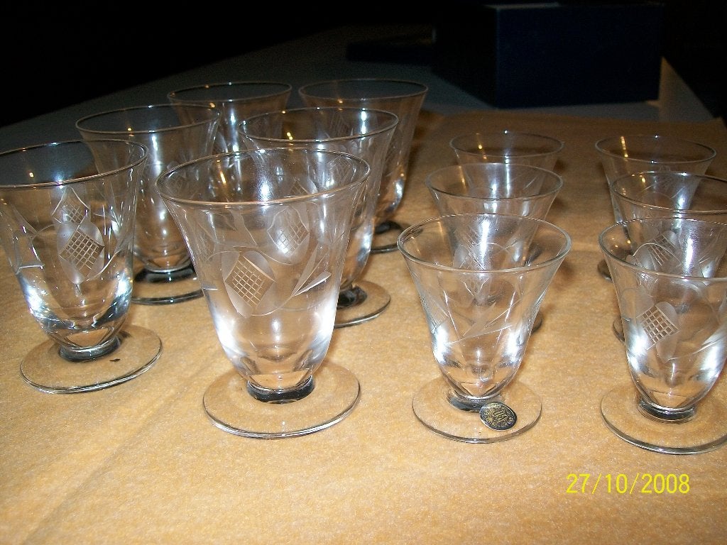 Magnifiques verres ciselés (6 grands + 6 petits), Enlèvement, Comme neuf