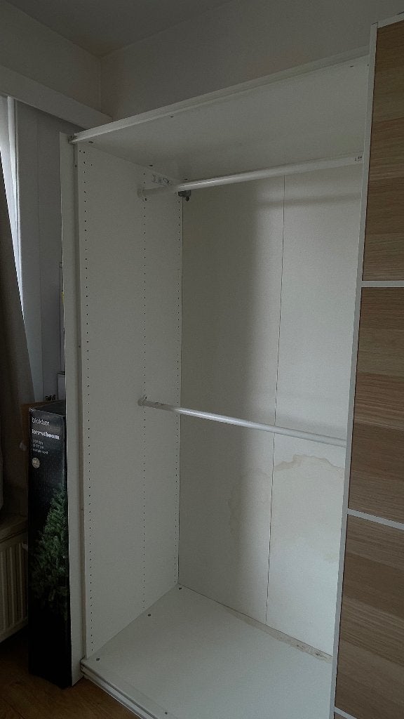 Kleerkast, Gebruikt, 150 tot 200 cm, 150 tot 200 cm, 50 tot 75 cm