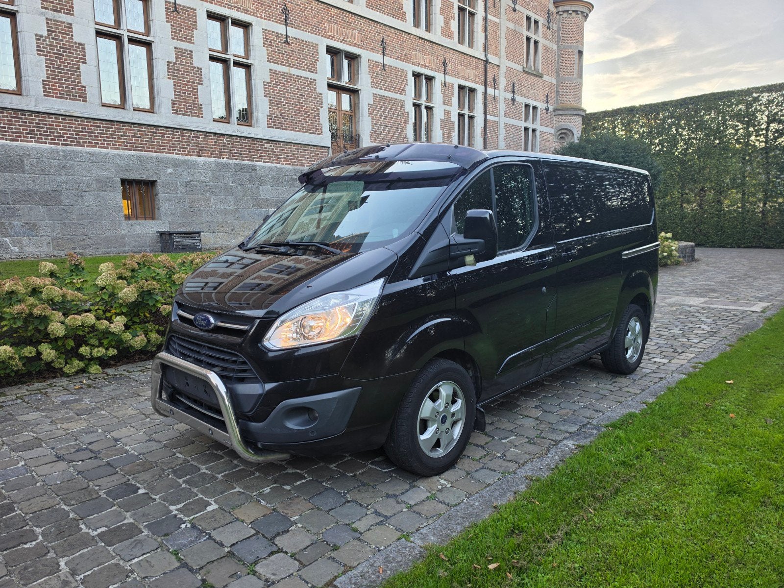 Ford transit custom automaat euro6b 170pk!, Auto's, https://public.car-pass.be/vhr/03cb1428-957a-4cf9-97c0-aa0abdc92488, Stof