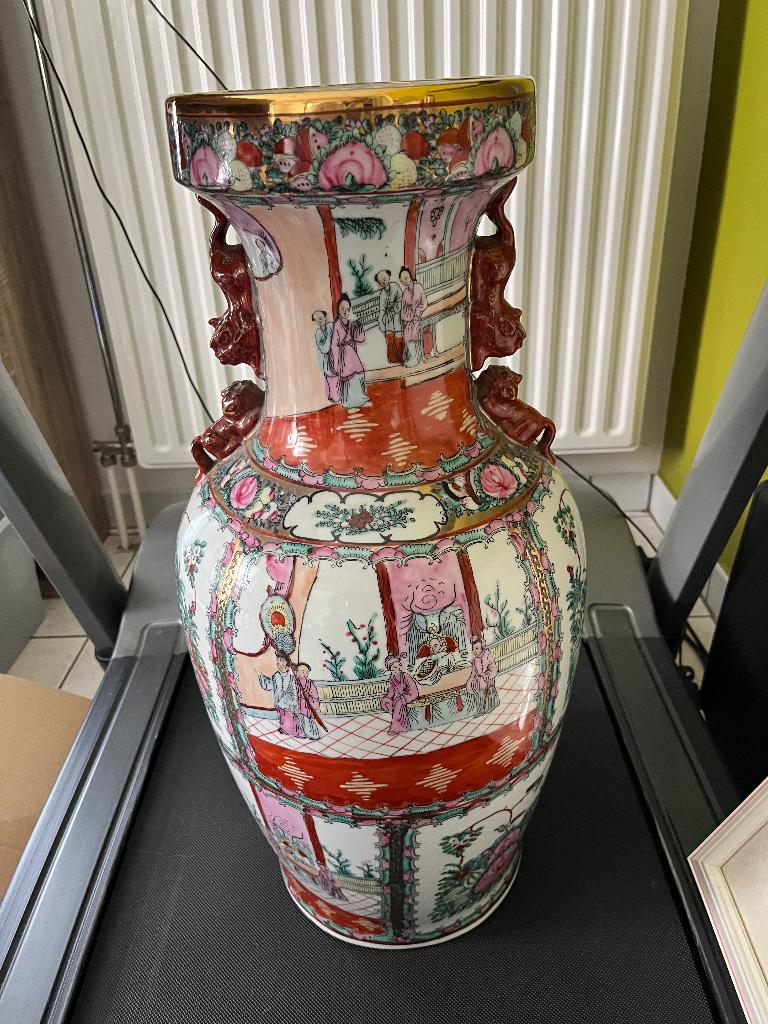Grote Chinese  Canton-porseleinen vaas, Enlèvement