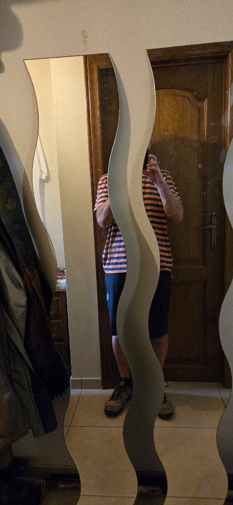 Deux miroirs de pied, Enlèvement, 150 à 200 cm