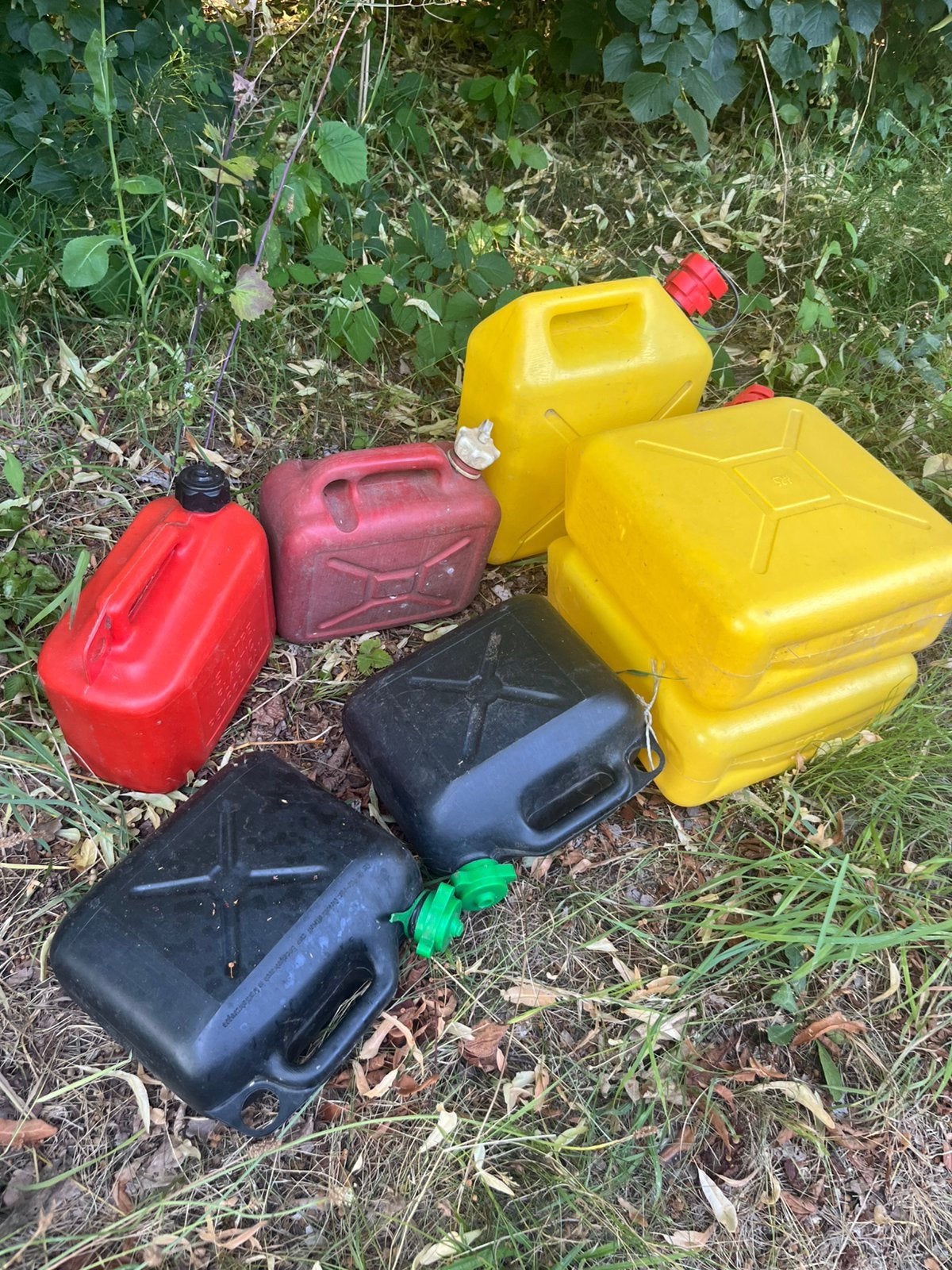 Gratis LOT van 7 bidons, Ophalen, Zo goed als nieuw